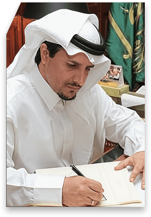 د.منصور صالح بن خنيزان