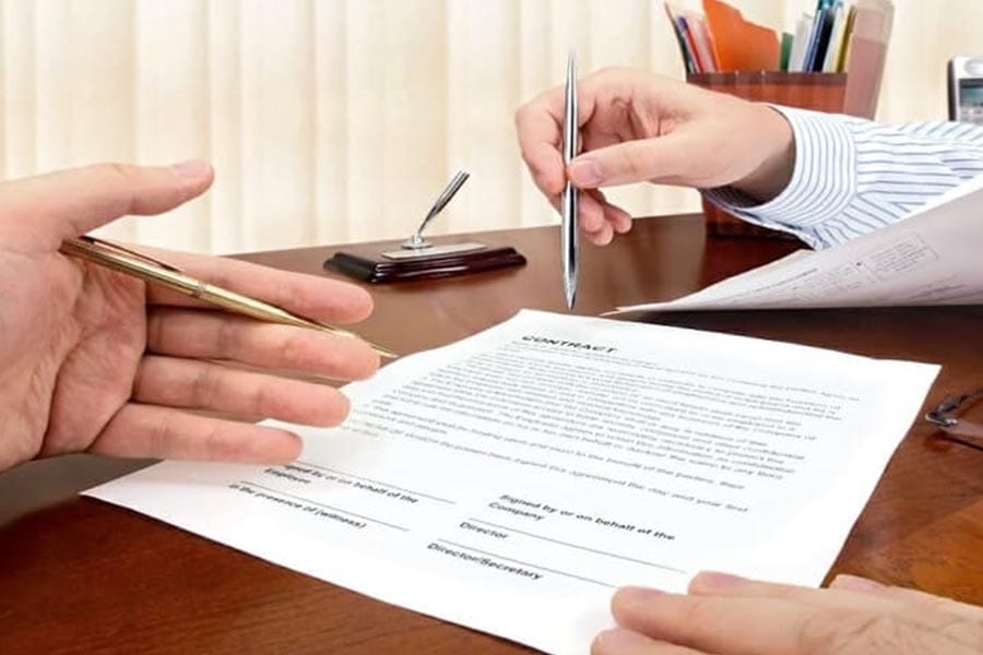 قضية الشرط الجزائي المبالغ فيه في العقود التجارية: كيف خفّضت المحكمة التعويض؟